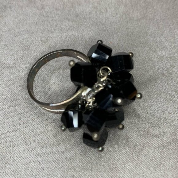 Cluster bead statement rings - Picture 2 of 9